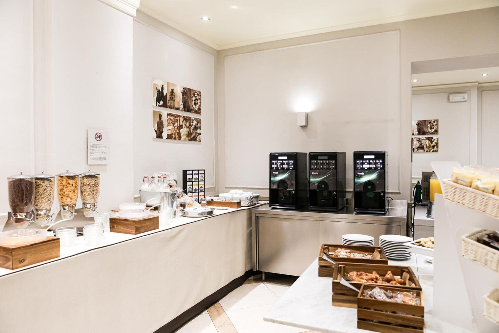 Albergo Firenze Hotel Florencia